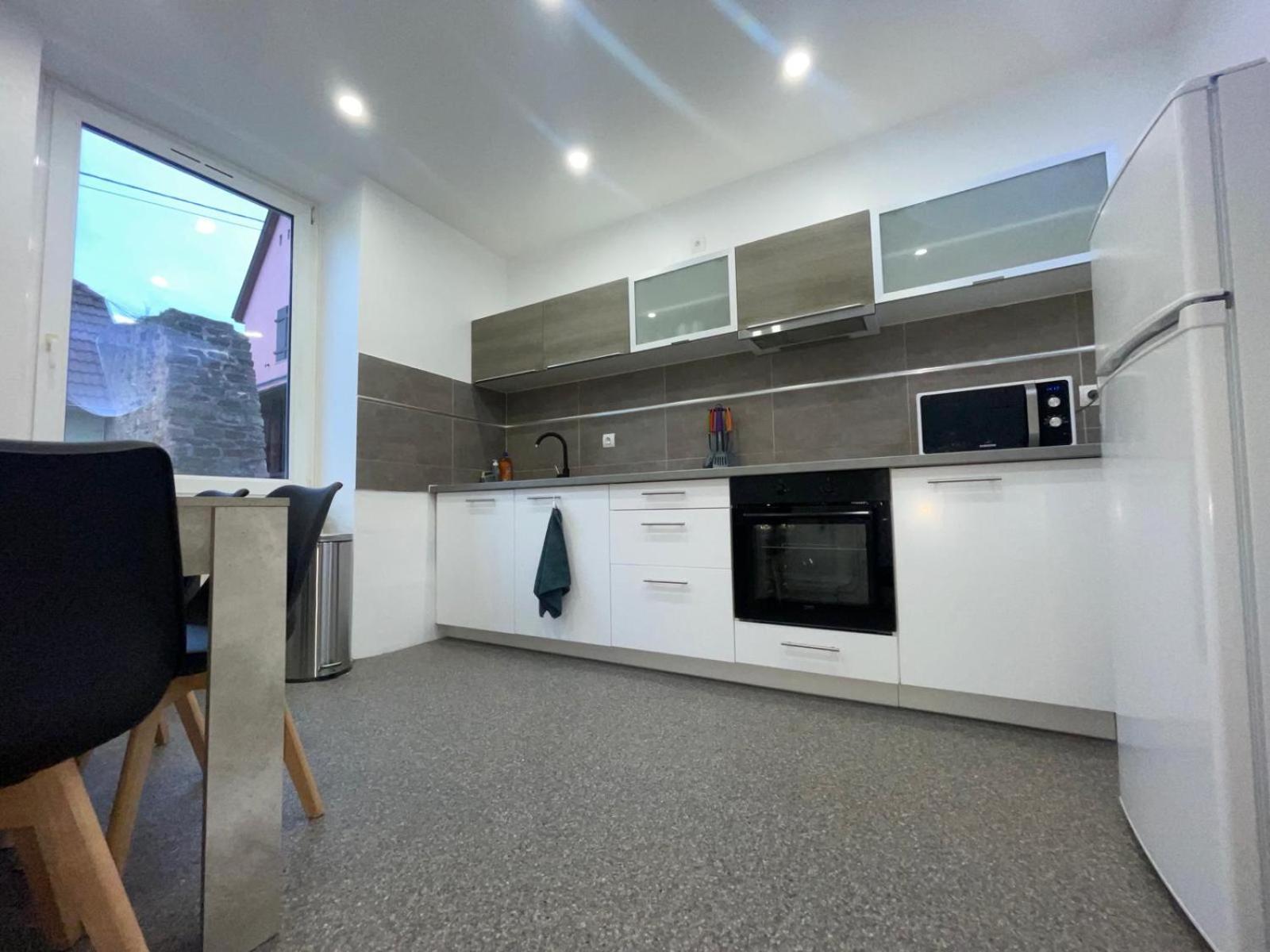Magnifique Appartement Charmant T3 80M2 Parking Gratuit Rosheim Exteriér fotografie